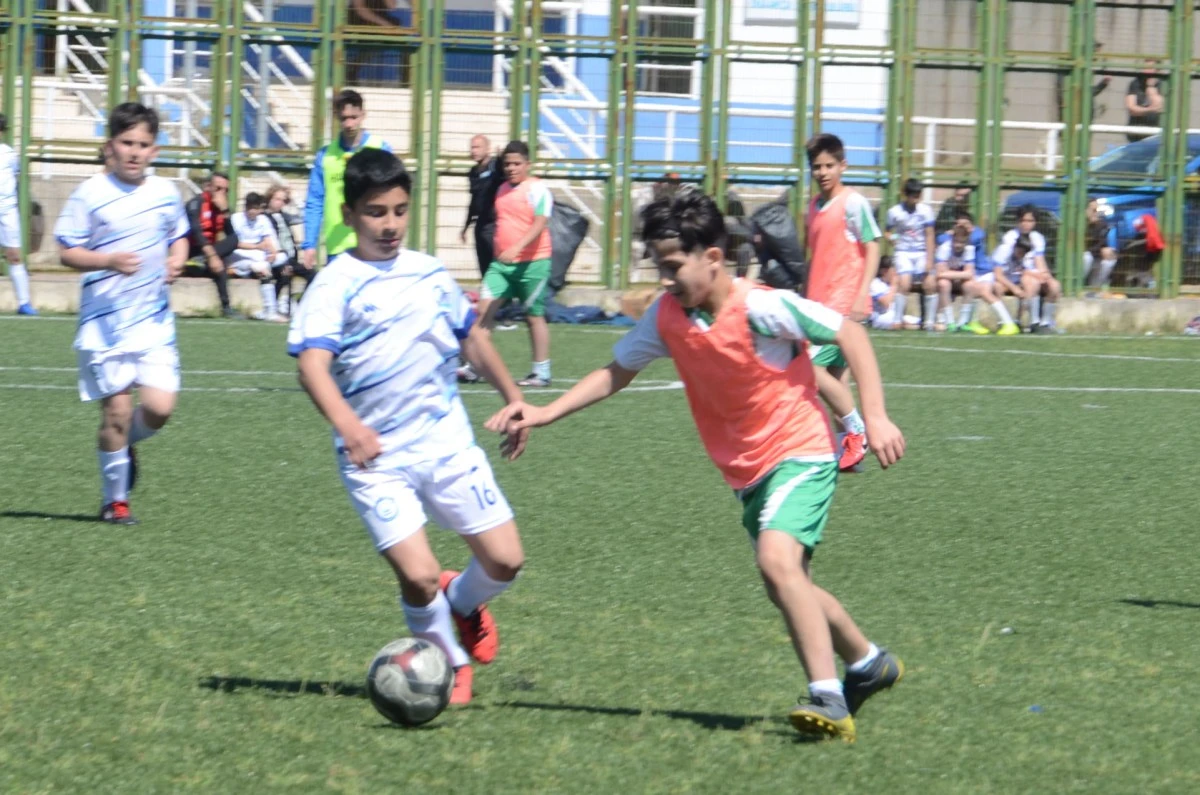 Sedat Hiçdurmaz anısına düzenlenen ‘Sedat Hiçdurmaz U12 Kupası’ futbol şenliği