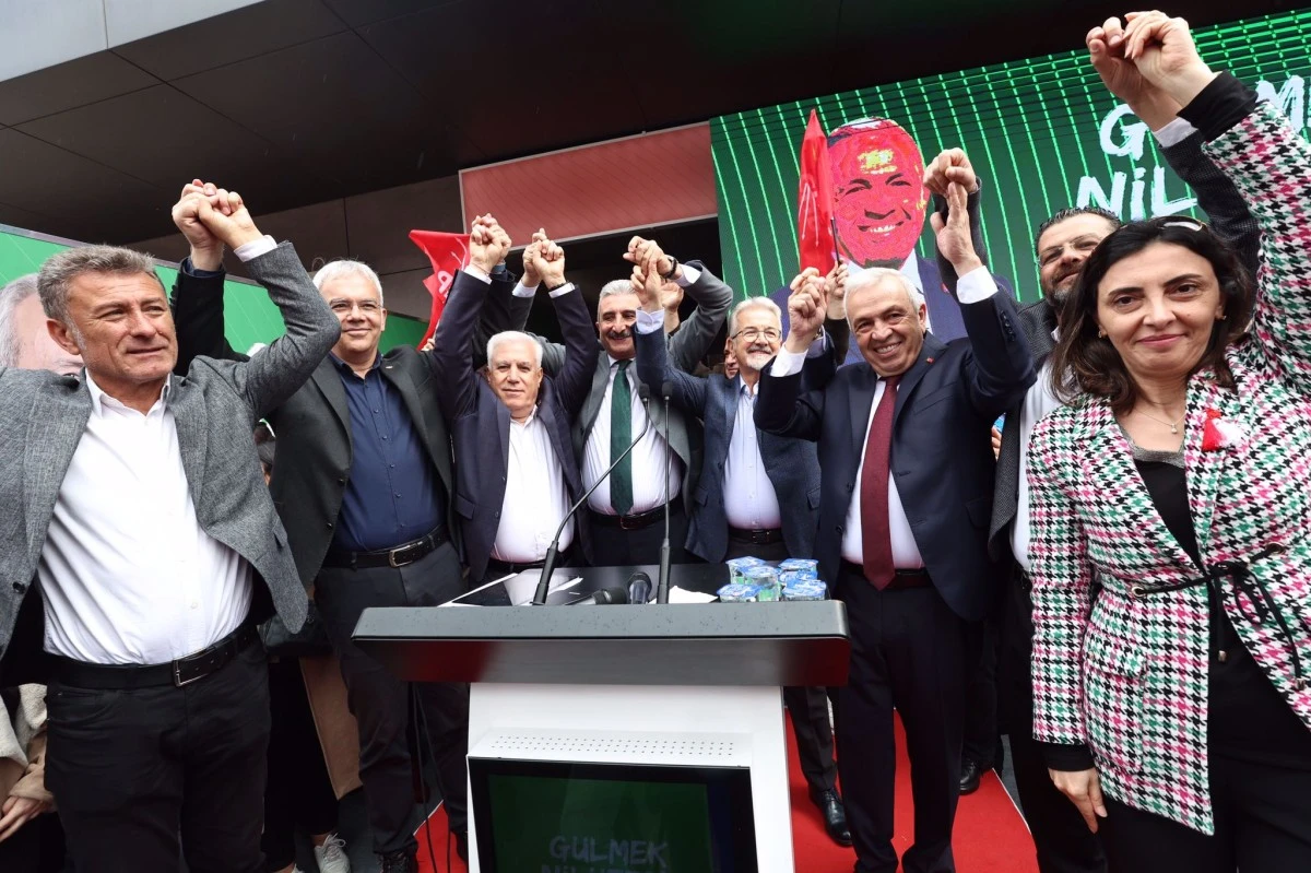 CHP Nilüfer Belediye Başkan Adayı Şadi Özdemir'in FSM'de seçim bürosu açıldı