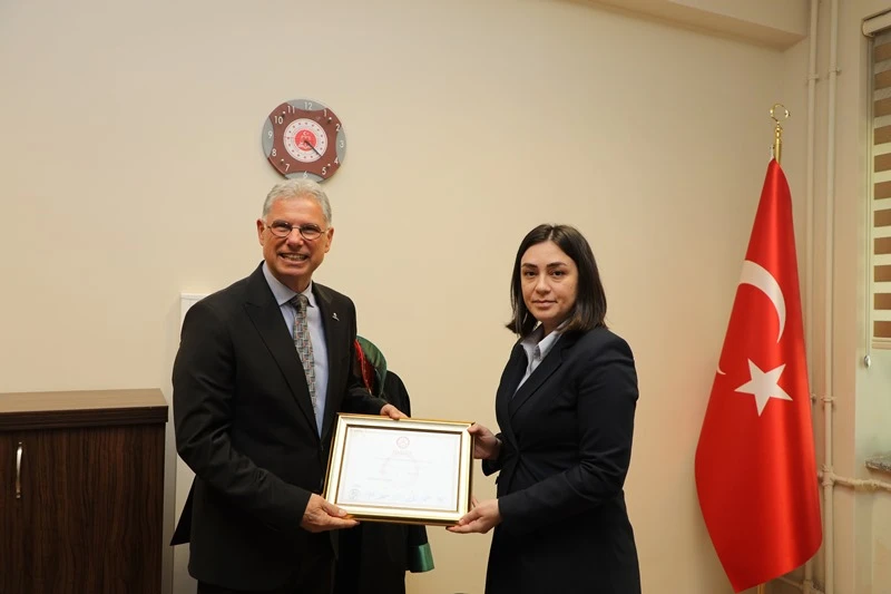 Mudanya Belediye Başkanı Deniz Dalgıç göreve  başladı