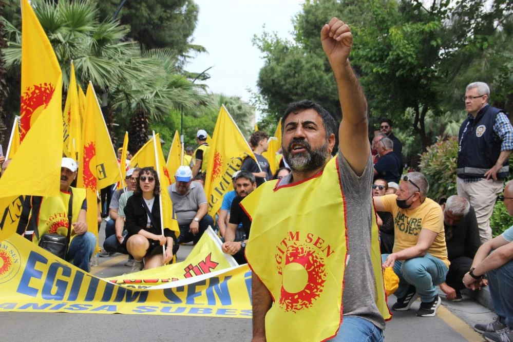 Bursa ve diğer kentlerde düzenlenen 1 Mayıs gösterilerinden en özel kareler 
