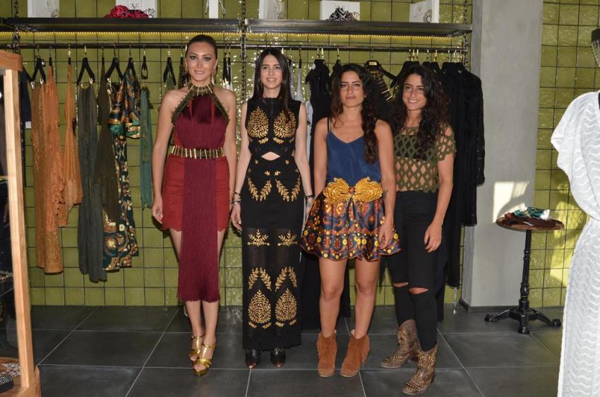 Moda tasarımcısı Raisa&Vanessa Sosan kardeşler ile sosyetik güzel Ceylan Çapa rüzgarı Bursa’da esti