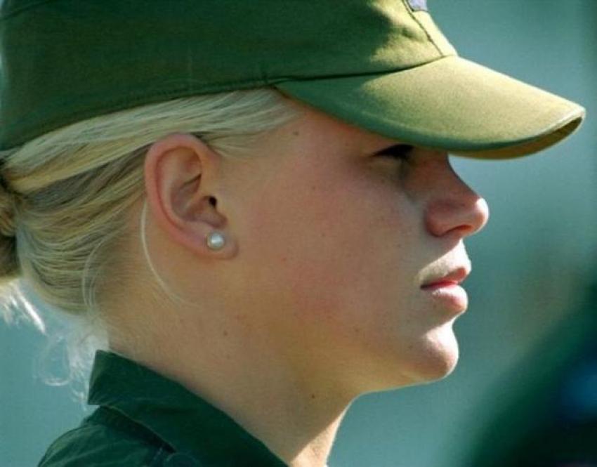 Norveç Ordusu'nda kadınlar ve erkekler aynı koğuşta kalıyor