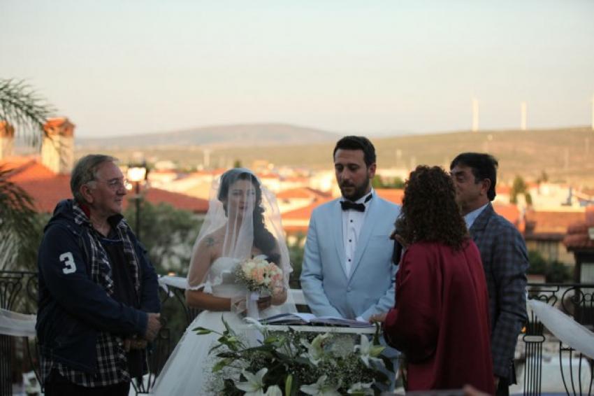 Pis Yedili'nin Orçosu Burak Alkaş evlendi