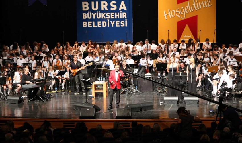 Erol Evgin, Bursa'da konser verdi