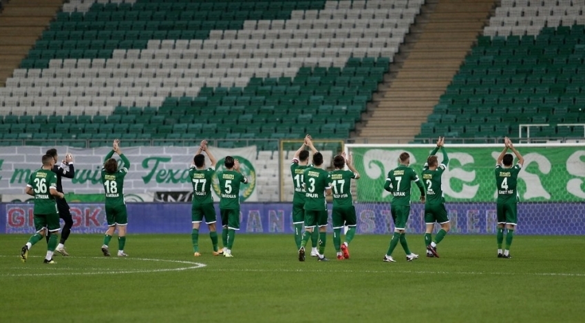Bursaspor Balıkesirspor maçı fotoğrafları