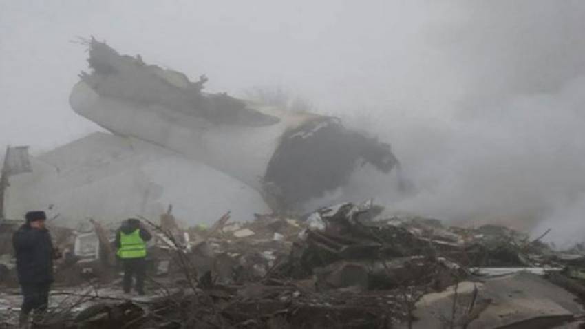 Türk kargo uçağı Kırgızistan'da düştü