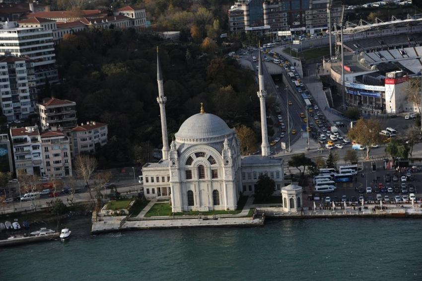 Kostantiniyye, İslambol, İstanbul…