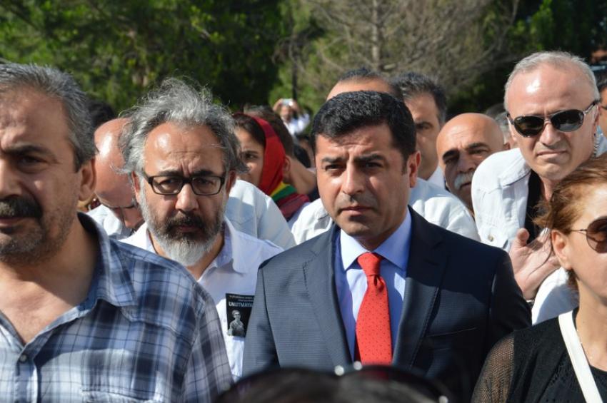 Suruç kurbanı ana-oğula Bursa'da gözyaşı