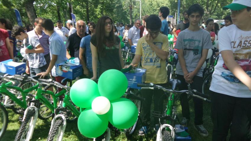 TEOG’da başarılı öğrencilere Büyükşehir’den bisiklet