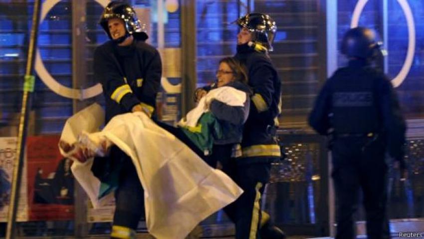 Paris'te bombalı saldırı, en az 153 ölü!
