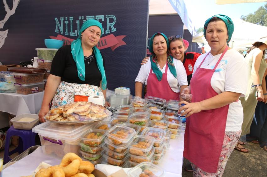 Onbinler Nilüfer Müzik Festivali’nde coştu 