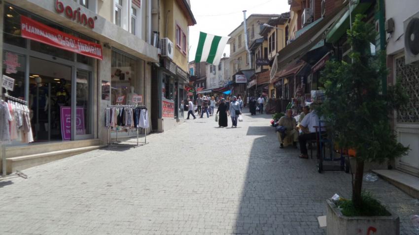 Ramazanın ilk günü Bursa sokakları ne hale geldi!