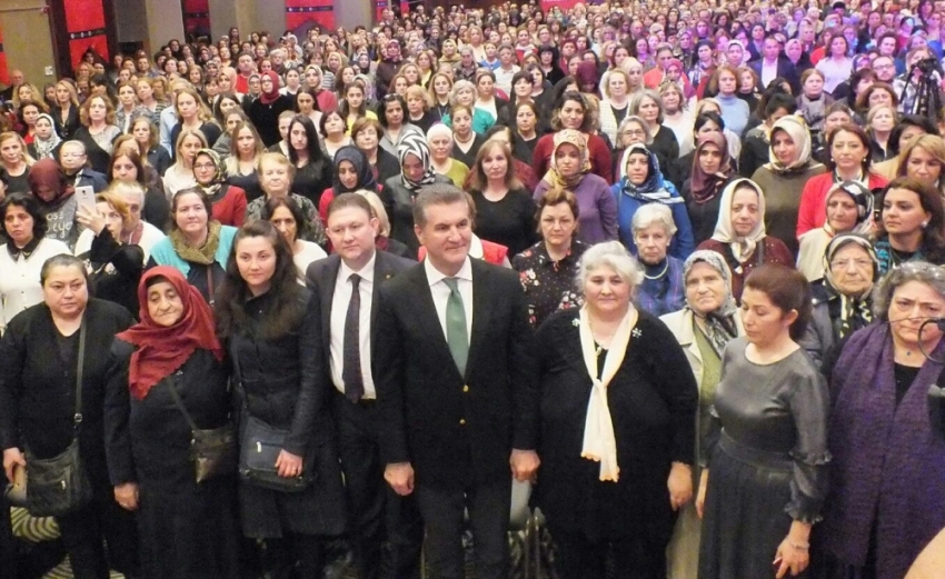 Mustafa Sarıgül Kadınlar Günü’nde adaylık sinyali verdi