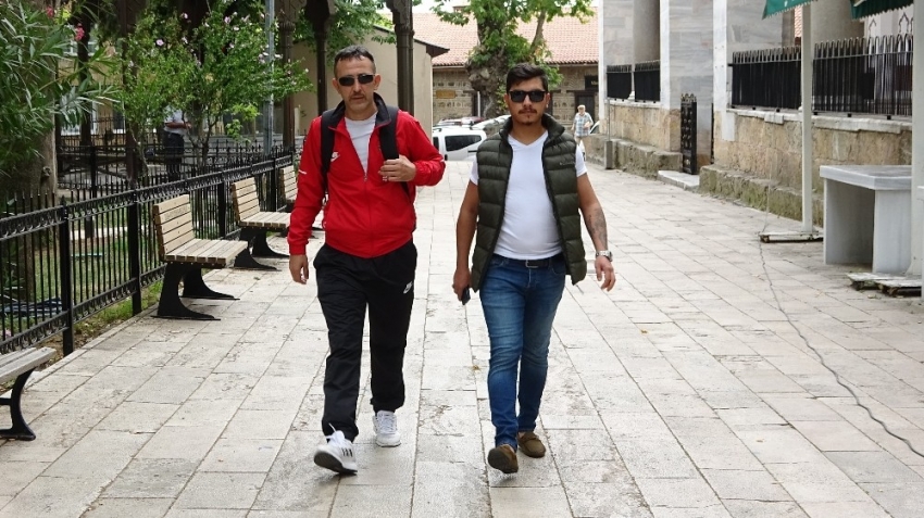 Ayasofya’da namaz kılmak için Bursa’dan yürüyerek yola çıktılar