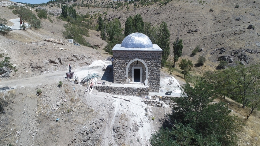 450 yıllık mescidin restorasyonunda sona gelindi ilk namaz için gün sayılıyor