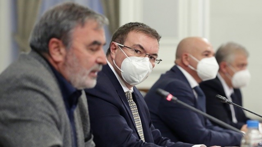 Bulgaristan salgına karşı önlemleri sıkılaştırılıyor