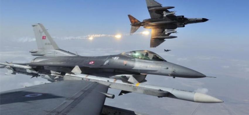 Yunanistan'dan Türk jetlerine taciz
