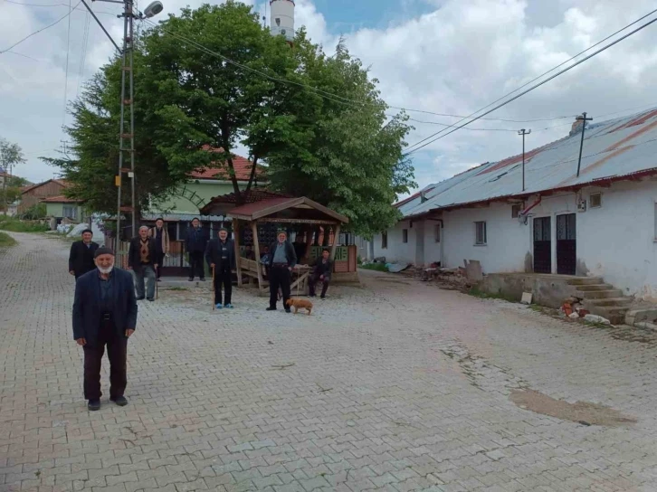 121 seçmenli köyün 119’u Cumhurbaşkanı Erdoğan’a oy verdi, 1 oy geçersiz sayıldı
