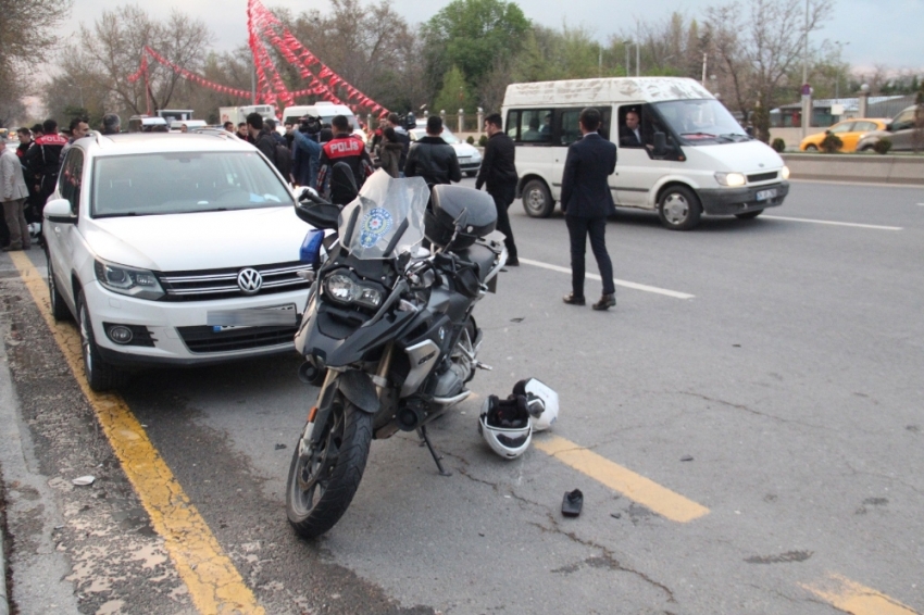 Başkent’te Yunus ekibi kaza yaptı: 1 polis yaralı