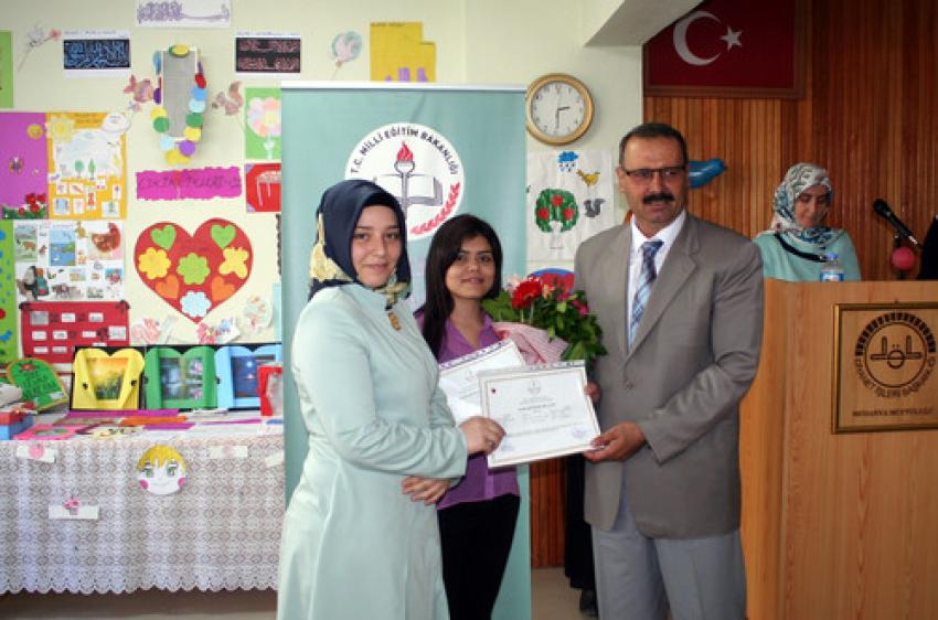 Mudanya'da 44 çocuk eğitmeni yetişti