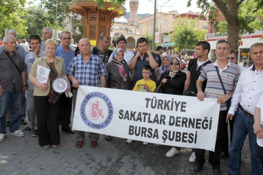 Bursa'da engelli eylemi