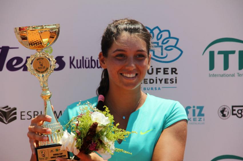  İpek Soylu, Türk tenisinde bir ilke imza attı
