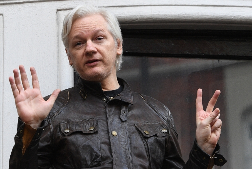 İngiltere’den Assange’a ret