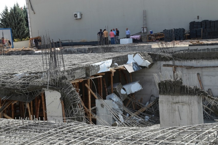 Ankara’da inşaatta çökme: 2 işçi yaralı