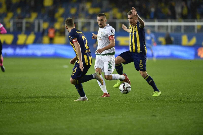 Bursaspor son 10 maçta 1’den fazla gol atamadı