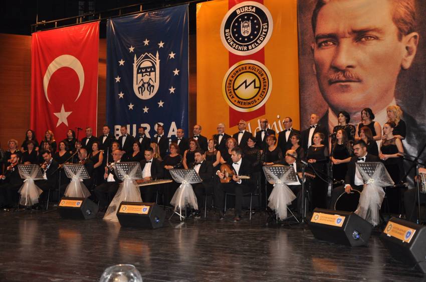  Bursa’da müzik dolu anlamlı gece