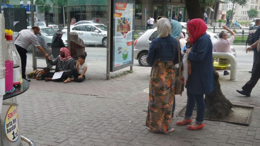 Bursa'daki Suriyeliler bakın nasıl geçiniyor?