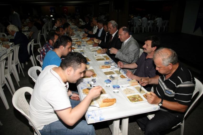 Bursa'da  ilk iftar heyecanı