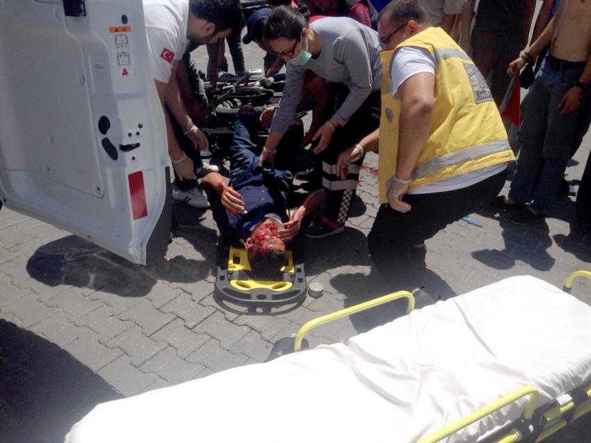Bursa'da kasksız motosiklet sürücüsü ağır yaralandı
