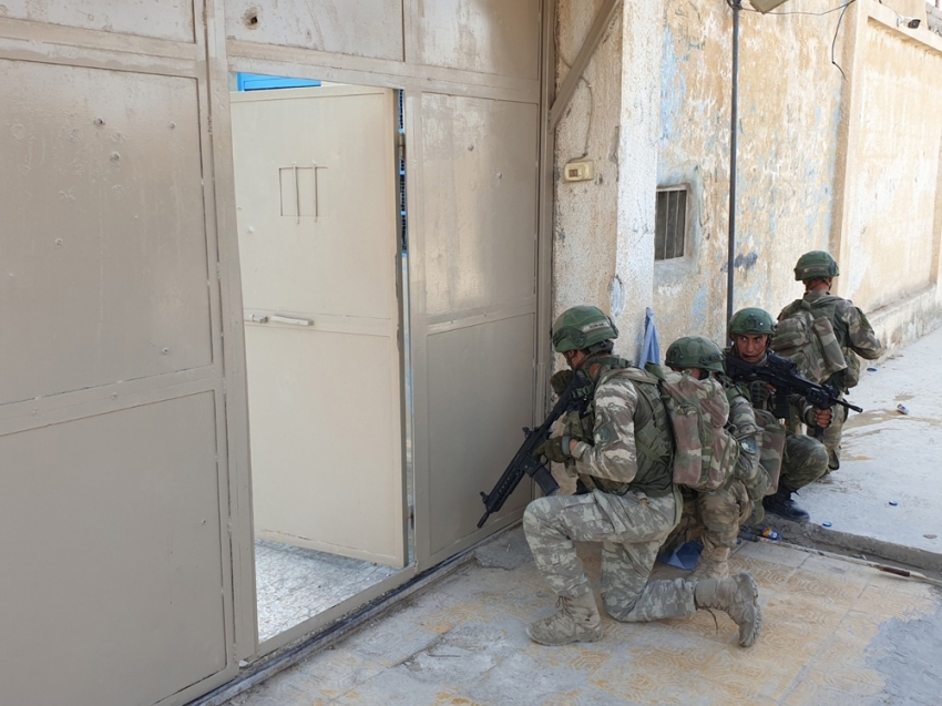 YPG’liler hapishanedeki DEAŞ’lıları serbest bıraktı
