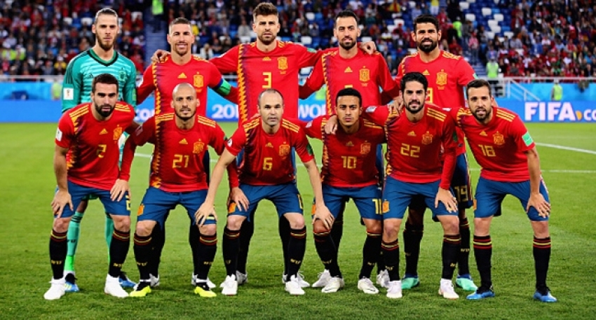 İspanya'da Iniesta ve Pique'den sonra bir isim daha milli takımı bıraktı