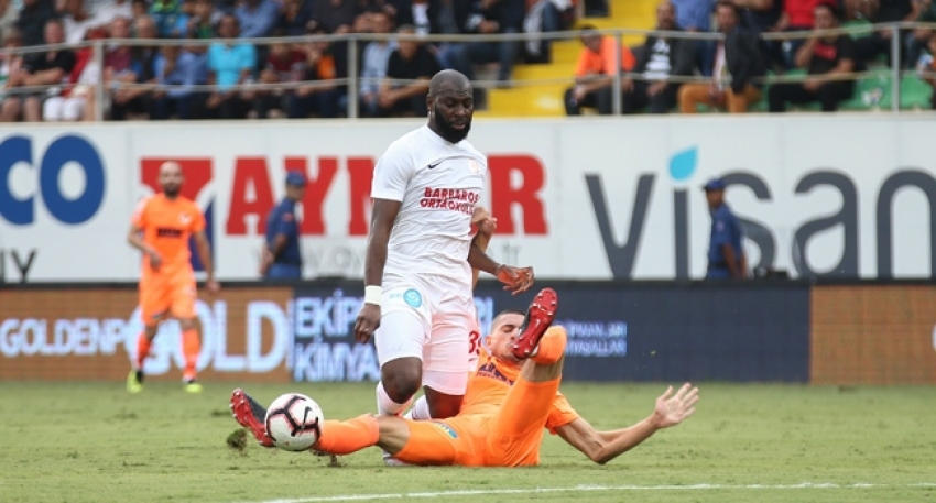 Antalyaspor, Alanya'dan 3 puanla döndü