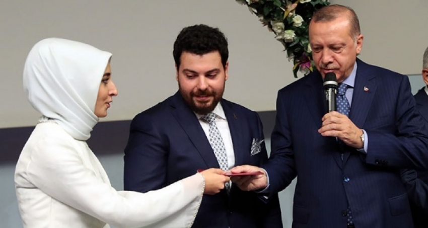 Cumhurbaşkanı Erdoğan, danışmanı Sefer Turan’ın kızının nikah şahidi oldu