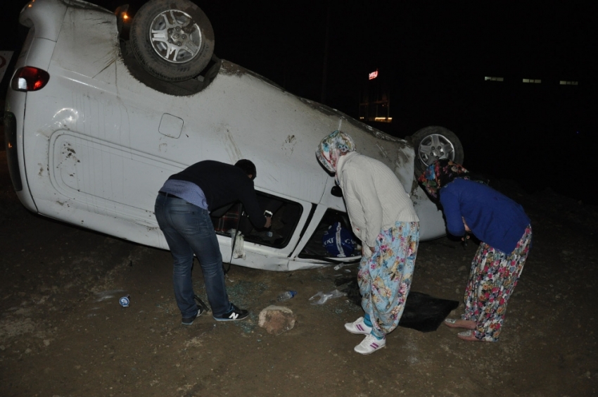 Bursa'da iftar dönüşü kaza: 7 yaralı