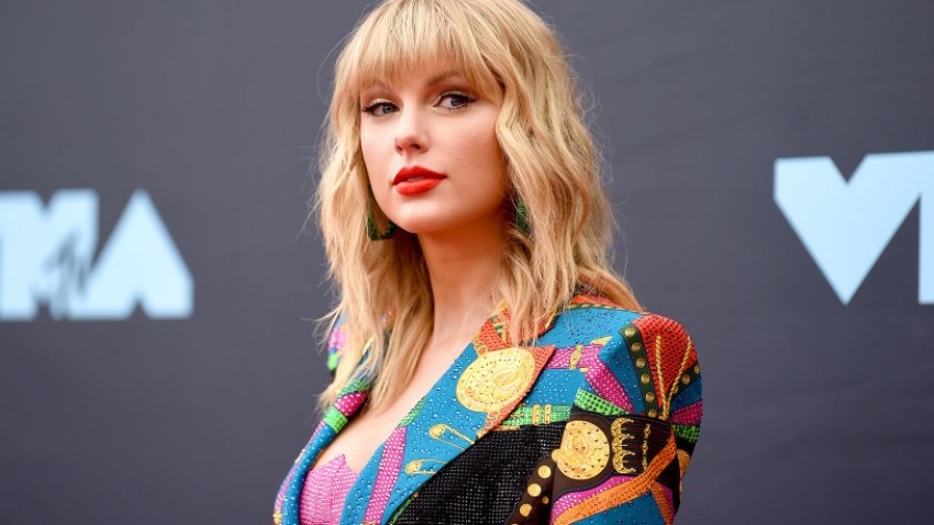 Taylor Swift, Netflix dizisini cinsiyetçi olmakla eleştirdi