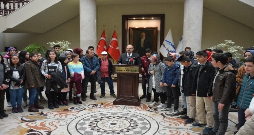 Erzurumlu çocuklar valiyi ziyaret etti