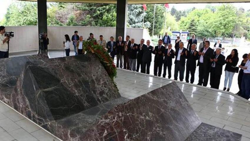 Adnan Menderes 27 Mayıs'ın yıldönümünde anıldı