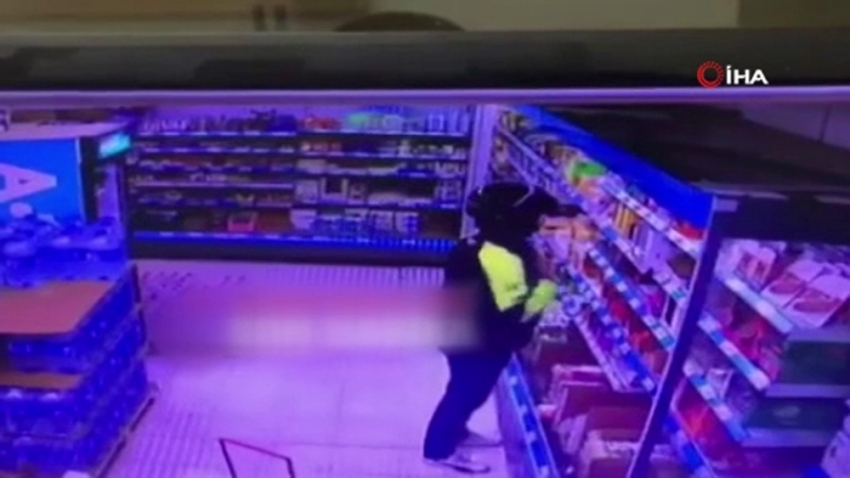 Başkent’te marketteki hırsızlık anı kameralara yansıdı