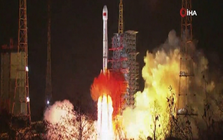Çin yeni yılın ilk uydusunu fırlattı
