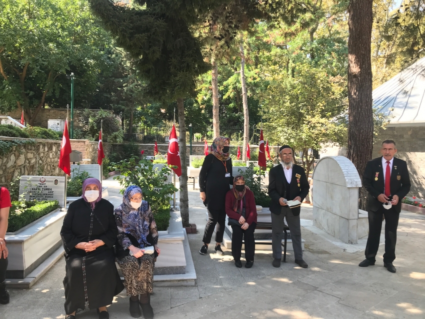 Bursa'da huzurevi sakinleri, şehit ve gazileri andı