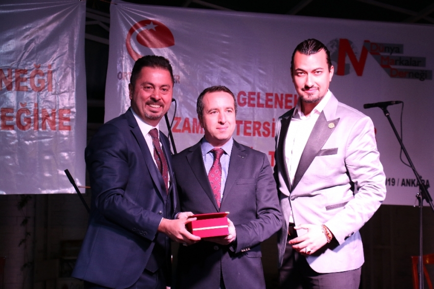 İhlas Medya Ankara Temsilcisi Batuhan Yaşar’a ödül