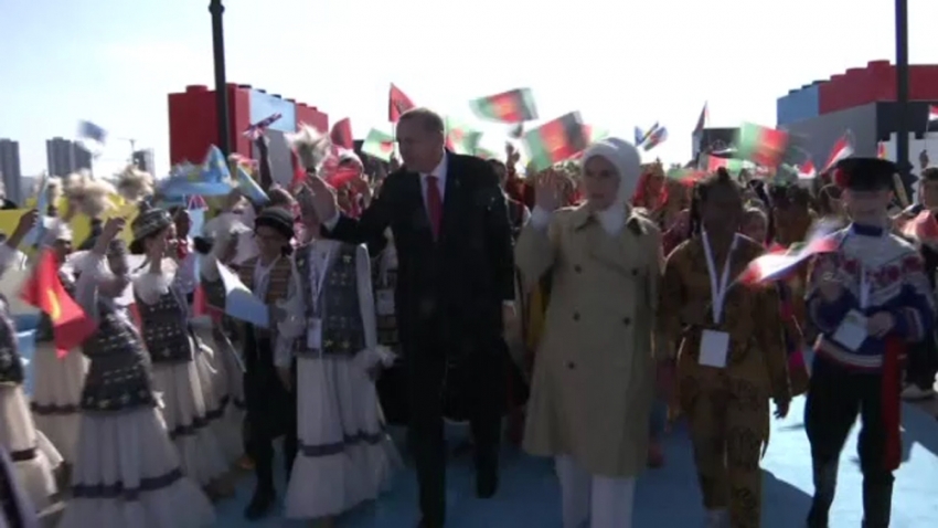 Cumhurbaşkanı Erdoğan, ’Dünya Çocukları’nı kabul ediyor