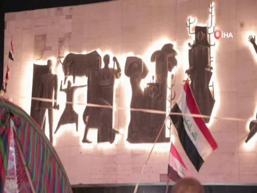 Irak protestoları duvar resimlerinde hayat buldu