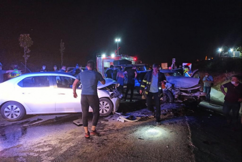 Bursa plakalı araç kazaya karıştı: 6 yaralı var!