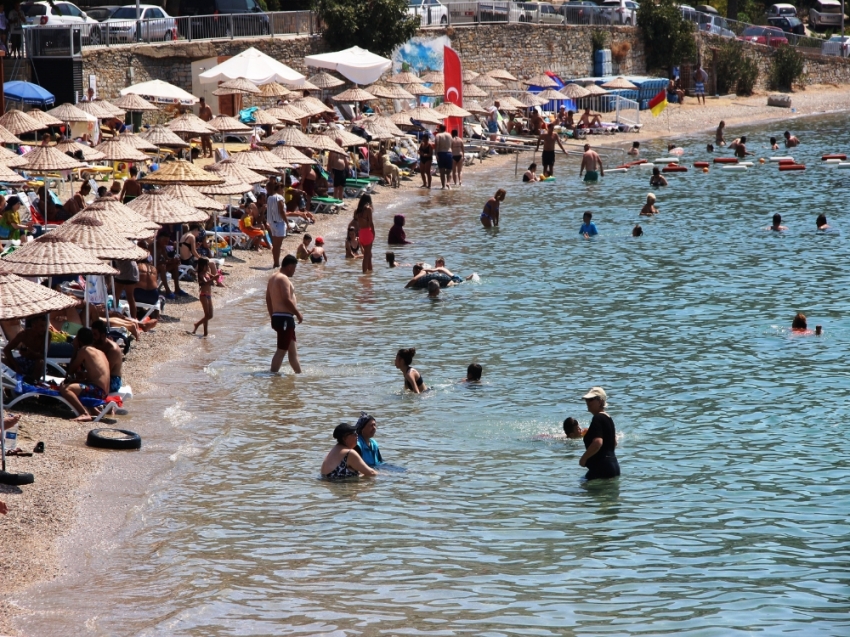 Temmuzda yabancı turist Antalya’ya aktı