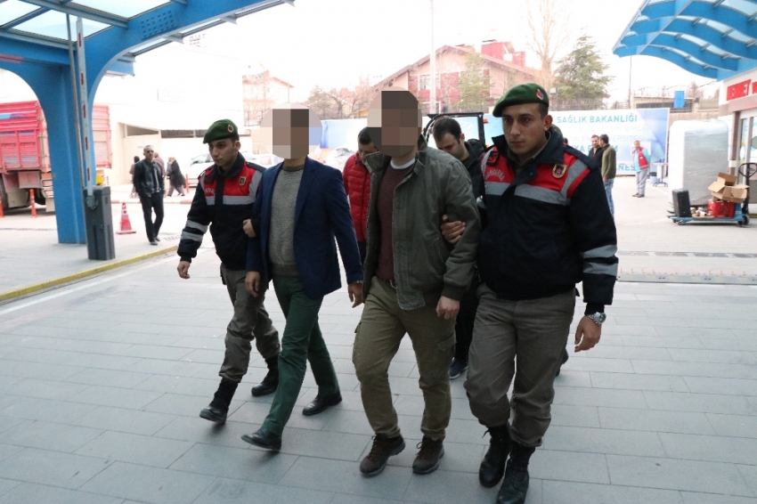 Konya’da FETÖ operasyonu: 5 askere gözaltı